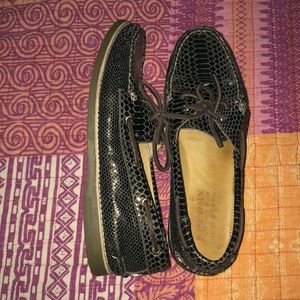 Sperry gold cup leather gold snake print shoes
